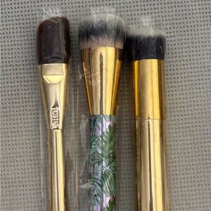 Tarte brush trio NWOT never used